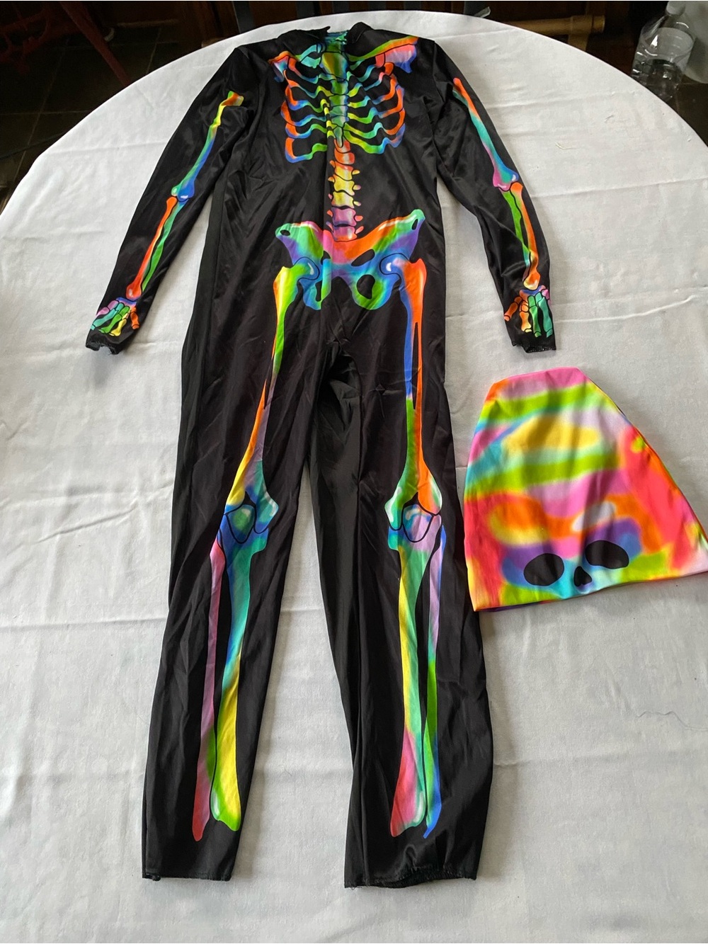 NWOT Halloween Multi-colored Skeleton Costume With Hat Size Kids Large